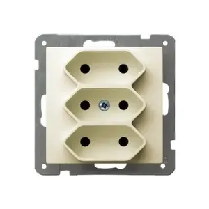 Розетка Ospel GP-3G/m/27 — IP20, 2,5 A, 71×71×45 мм