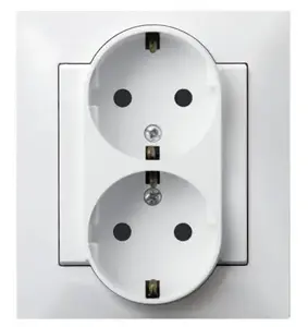 Розетка Ospel GP-2YS/00 — 16 A, IP20, белая, 84×48×90 мм