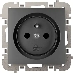 Розетка 2P+Z встраиваемая без рамки IP20 черная — ELEKTROPLAST 3833-19