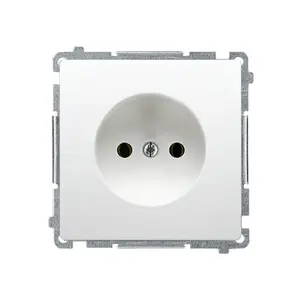 Розетка Kontakt-Simon BMG1Z.01/11 белая, пластиковый корпус, IP20, 250 В, 75×75×40.5 мм