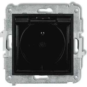 Розетка Karlik MINI 12MGPB-1zdp IP44 брызгозащитная с шторкой и крышкой, черный матовый