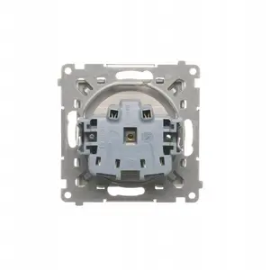 Розетка Kontakt-Simon TGZ1CZ.01/144 одиночная 16 A 250 V~ с заземлением и шторками, быстрозажим шампань матовая