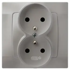 Розетка Ospel GP-2SZ/43, 16 A, IP20, серебристая, 71×71×45 мм