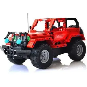 Double Eagle buildable Jeep Wrangler model DE/C51001W — construction set, compatible building blocks