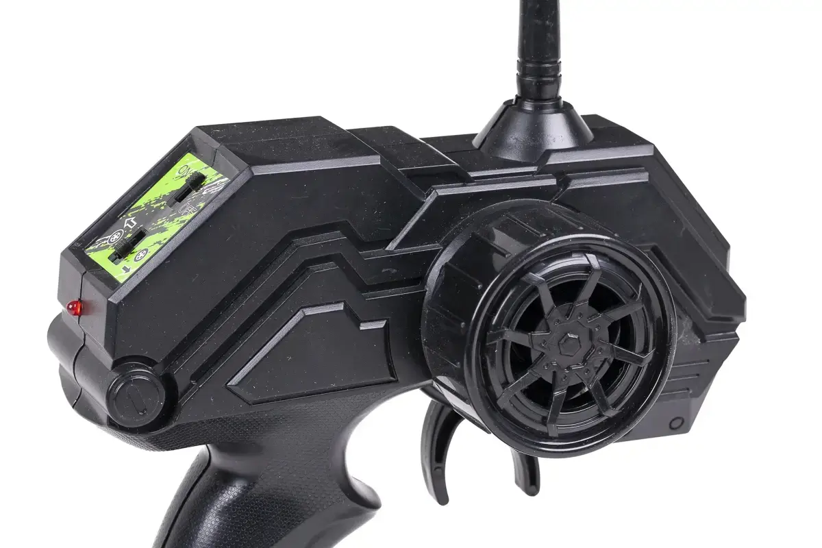 REVELL TEC-TOY Brave 1:12 радиоуправляемый внедорожник Photo 8