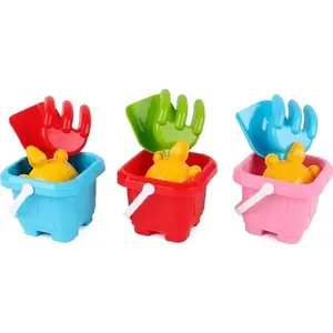 Sand play set Technok Zestaw do piasku MIX by Technok, model 492065
