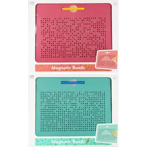 Магнитная мозаика Mega Creative TABLICA MAGNET MOZAIKA 37x30x2 см, комплект разноцветных элементов