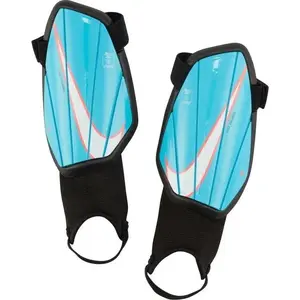 Щитки для голени NIKE Charge SP2165 416 — защитные наколенники для футбола