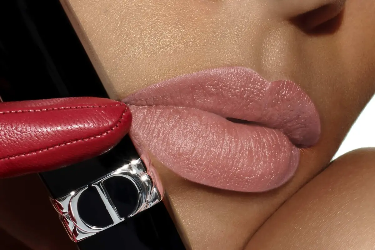 Помада DIOR Rouge Matte 505 Sensual Photo 3