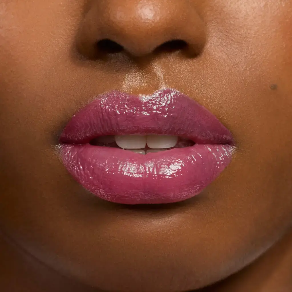 Clinique Rimmel Lip Latex 300 Main Character gloss Photo 8