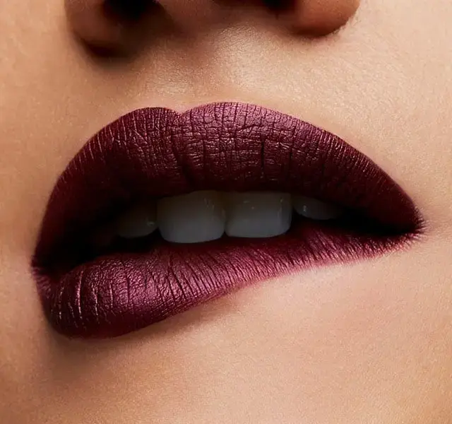 MAC Retro Matte Liquid Lipcolour Metallics Crowned 5 мл Photo 4