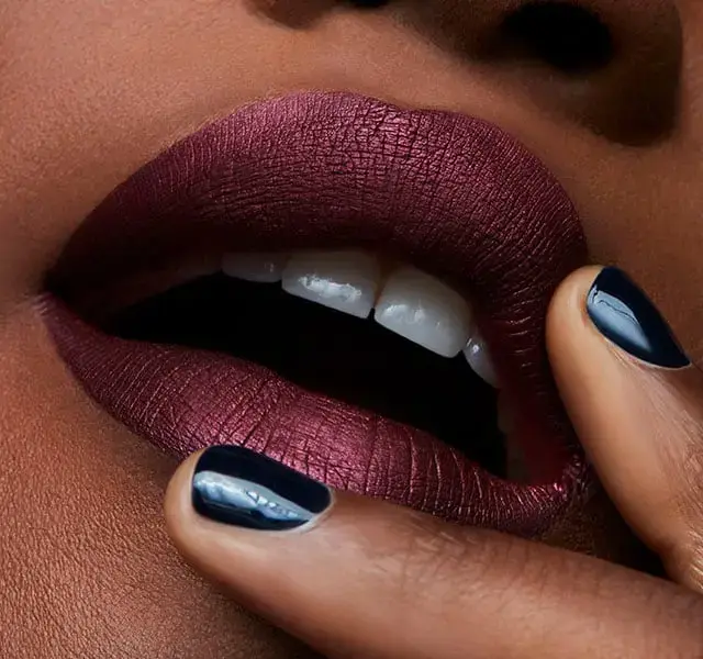 MAC Retro Matte Liquid Lipcolour Metallics Crowned 5 мл Photo 5
