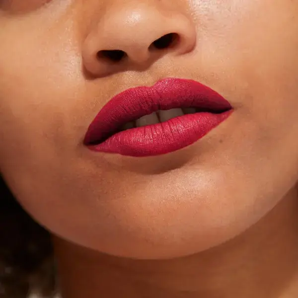 Gosh Copenhagen Liquid Matte Lips 005 Red Carpet Photo 3