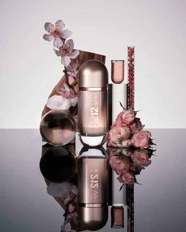 Smaržas Carolina Herrera 212 VIP Rosé 80 ml Photo 4