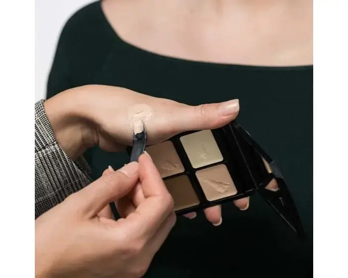 Artdeco Camouflage Cream compact 4.5 g, 9 Soft Cinnamon Photo 3