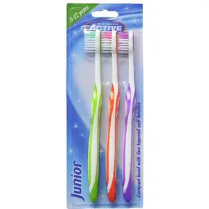 Toothbrush Active Oral Care Junior (8–12 years), pack of 3, model 721990