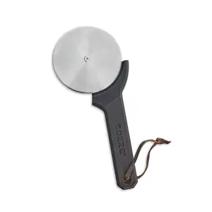Pizza cutter Jata Cozze 416208 — stainless steel blade 1.5 mm, black handle