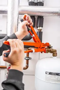 Pipe wrench NEO tools 02-130 — 320 mm depth, 745 g, 1 pc