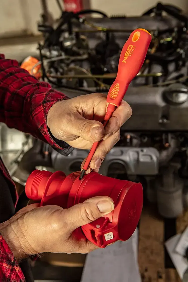 Ручная отвертка NEO tools 04-052 Photo 2