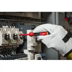 Insulated Precision Screwdriver Set 8-in-1 MILWAUKEE 4932493659