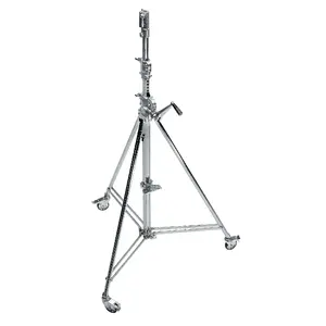 Тренога Avenger B6039CS — 3‑ножная студийная триподная опора, грузоподъёмность 30 кг, высота 3,83 м/1,81 м, вес 25 кг, серебристая