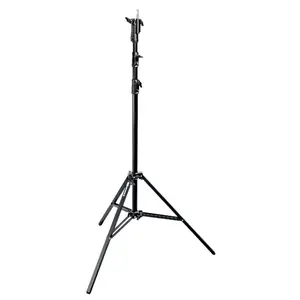 Штатив Manfrotto A1035B — профессиональный 3‑ножный штатив, нагрузка до 30 кг, высота 168 см–3,5 м, вес 7 кг, чёрный