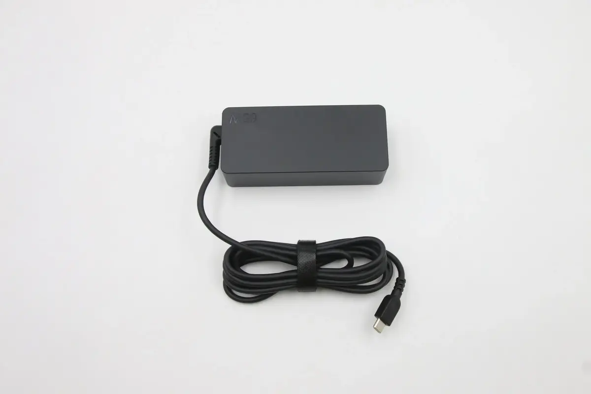 Lenovo 5A10W86255 power adapter/inverter 5A10W86255 Photo 2