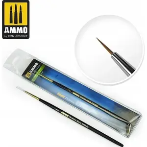 Round Brush VALLEJO Premium Marta Kolinsky 5/0 for fine detail painting