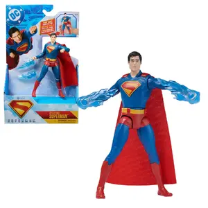 Action Figure Superman Epic Strike 6-inch, authentic movie styling, includes 2 accessories, ages 4+