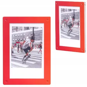 Магнитная рамка для холодильника LoveInstant для фото Instax Mini (под Mini 99/41/12/40/11/Evo/Liplay/Link) — красная