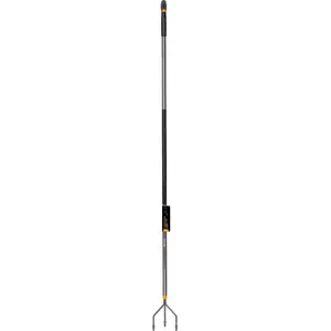 Cultivator Fiskars Ergonomic tiller FS1076978 — handheld garden tiller