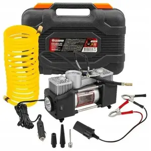Auto kompresors Forcekraft FK-2014360 dubultpistonis 12V, 65 l/min, 3 uzgaļi, LED, somā