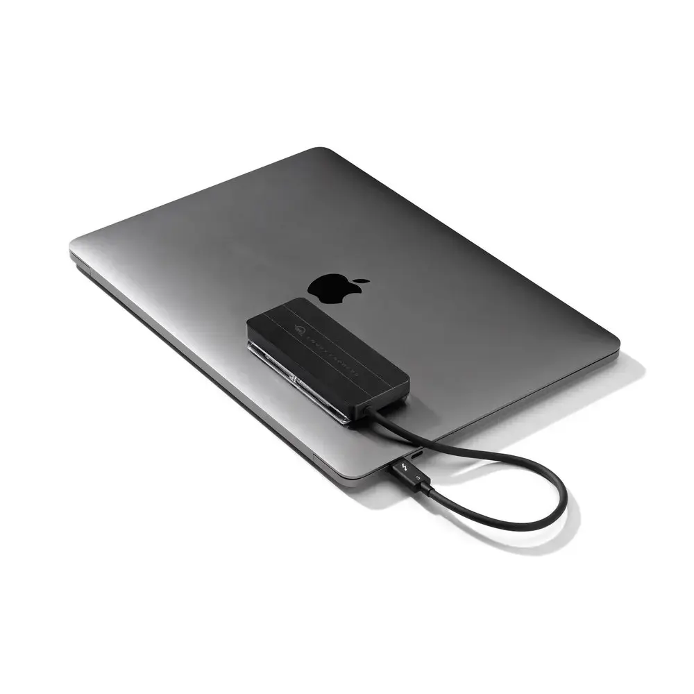 StarTech OWC Envoy Express NVMe M.2 Enclosure, 4 TB Photo 3