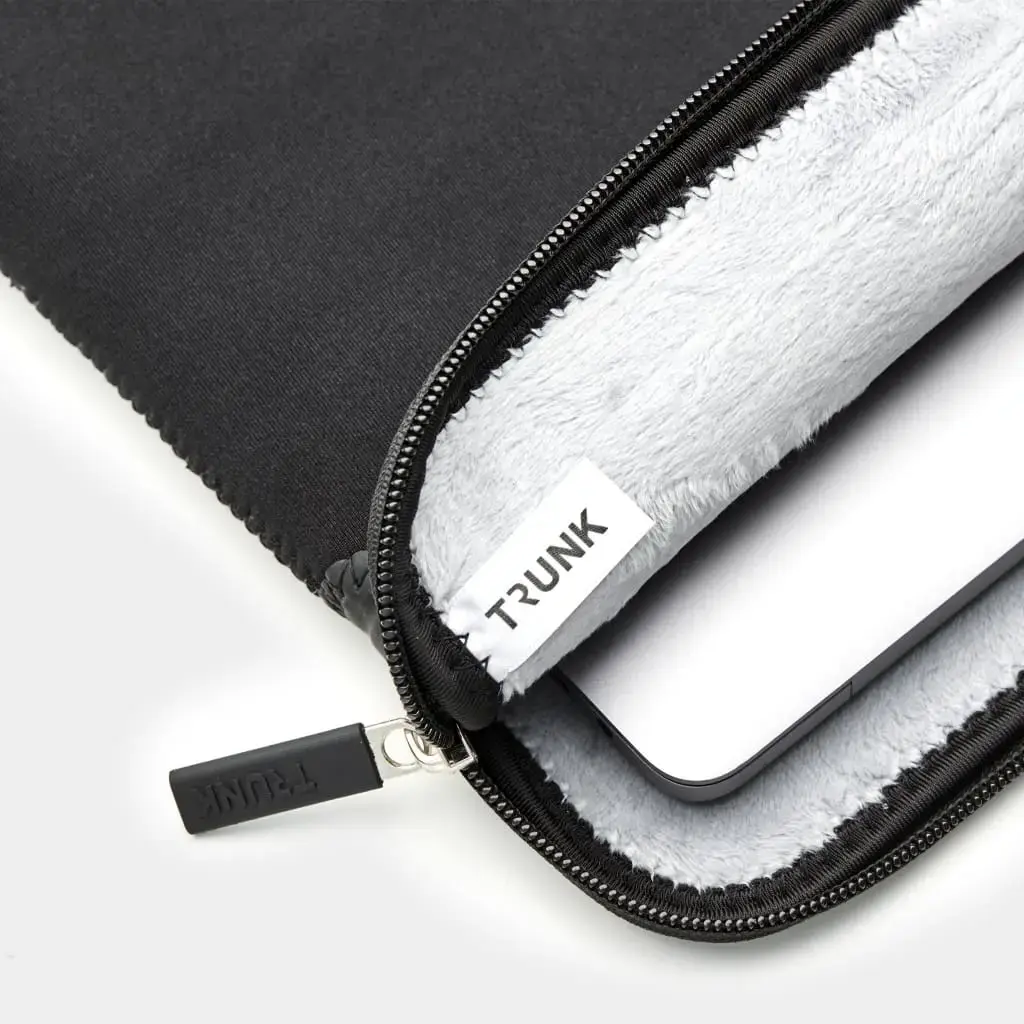 Sourcing Trunk Neoprene Sleeve 40.6 cm (16") Photo 4