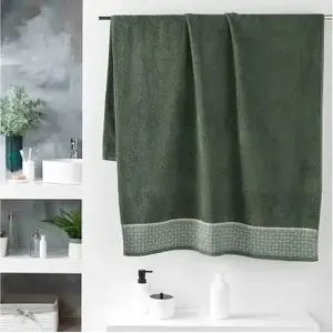 Towel Douceur d`Interieur BELINA — green, 90×150 cm