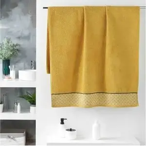 Bath Towel Douceur d'Interieur Belina 90x150 cm — Miodowy