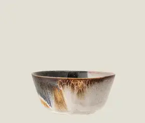 Decorative dish Bloomingville 82046910 — round patterned serving plate in black, brown and sand