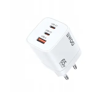 Сетевое зарядное устройство BWOO 65W PD CDA147, 2× USB‑C и 1× USB, белое