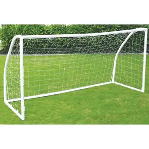 Plastic Gate Maxwel Model 2010884 — Outdoor/Indoor Barrier, Lightweight Plastic Construction