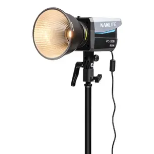 LED Fresnel gaismeklis Multiblitz Nanlite FC-120B 145 W — 1532 lm, Bluetooth, AC 100–240V, melns