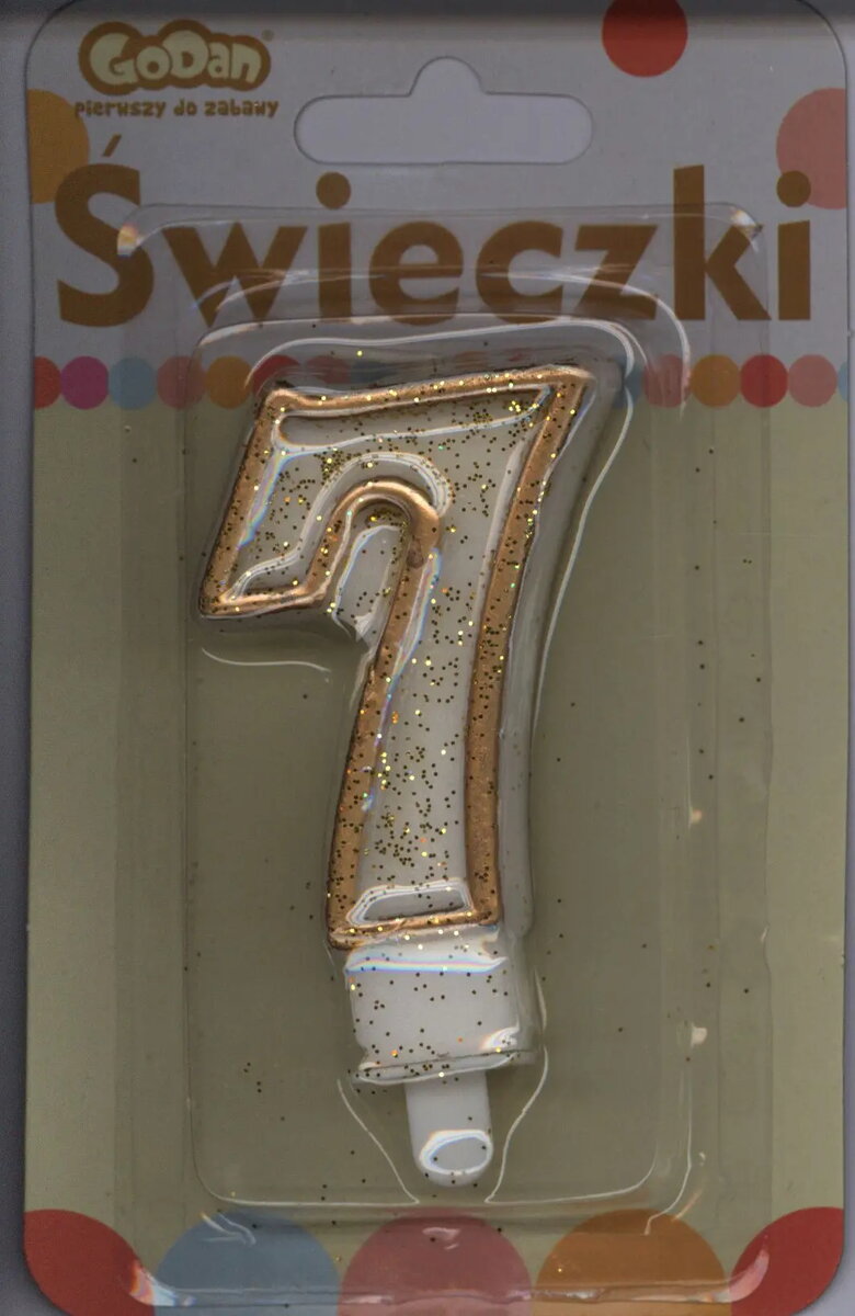 Sveču cipars ar zelta apmali un
