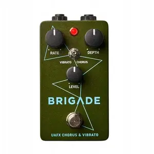 Guitar effects pedal UNIVERSAL UA - UAFX Brigade Chorus & Vibrato