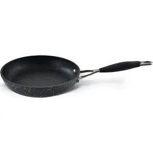 Frying pan ORION Patelnia Orion 20 cm — stovetop skillet, non-stick surface