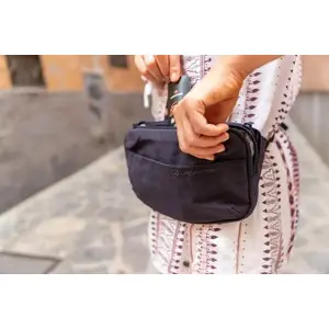 Waist Pack LIFEVENTURE Kibo RFiD Large — navy, RFID-blocking travel pouch