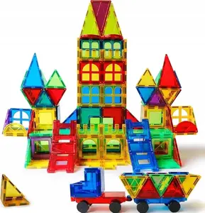 Spēļu komplekts B.Toys Tile Town Pet Clinic — Tile Town modulārie flīžu elementi, rotaļvieta veterinārijas klīnikai