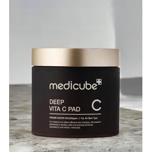 Осветляющие очищающие патчи для лица APIS MEDICUBE Deep Vita C Pad 150 г с витамином C