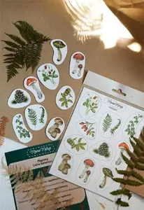 Magnesy Leśne botaniczne – Mama Maluje (botanical fridge magnets)