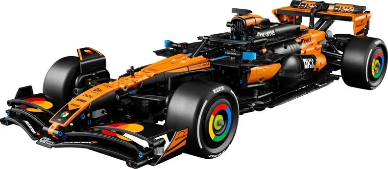 LEGO Technic McLaren MCL39 F1 model 42228 Photo 3