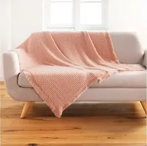 Throw blanket Douceur d'Interieur Coraline 125x150 cm — powder pink