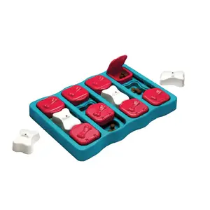 Interaktīvā suņu rotaļlieta-puzle Outward Hound — Brick, zila, 222.2×323.9×44.5 mm